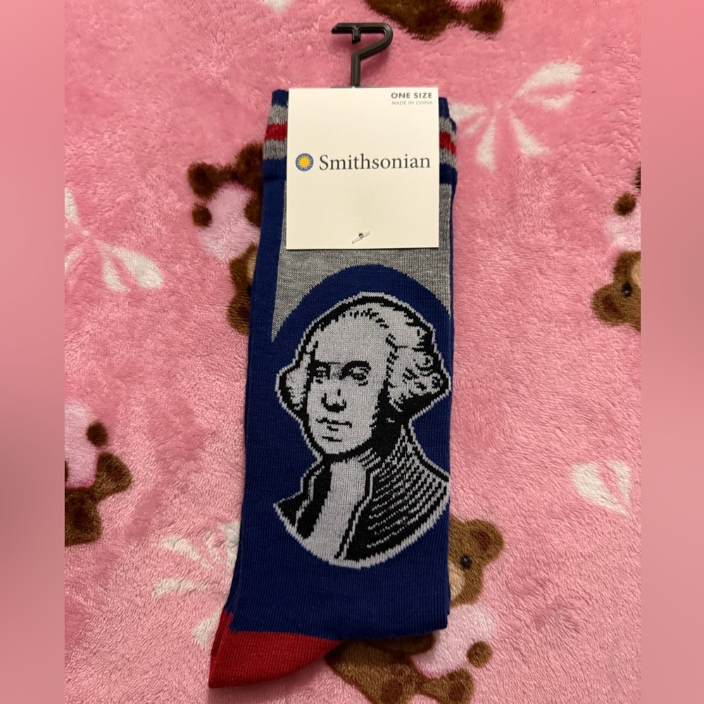 Smithsonian George Washington Protrait Crew Socks (1 Pair)